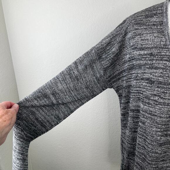 Old Navy Heather Gray Long Sleeve Lightweight Sweater NWT Medium - Picture 6 of 11